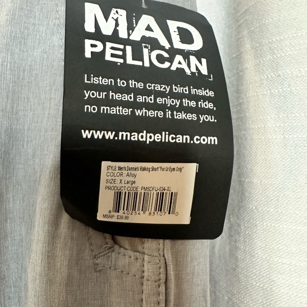 Xl men’s mad pelican shorts - Picture 3 of 3